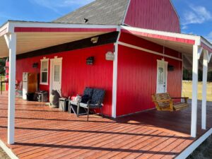 Farmhouse repaint in East Texas