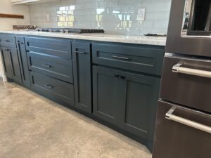 Modern kitchen cabinet painting